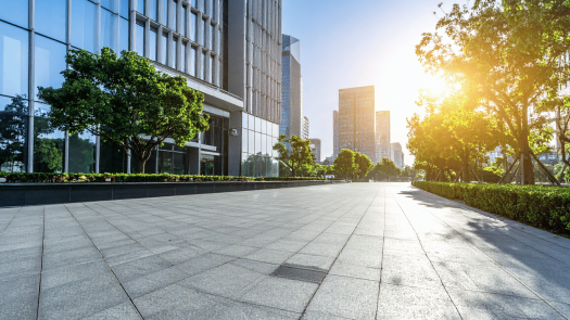 Eingang eines Bürogebäudes