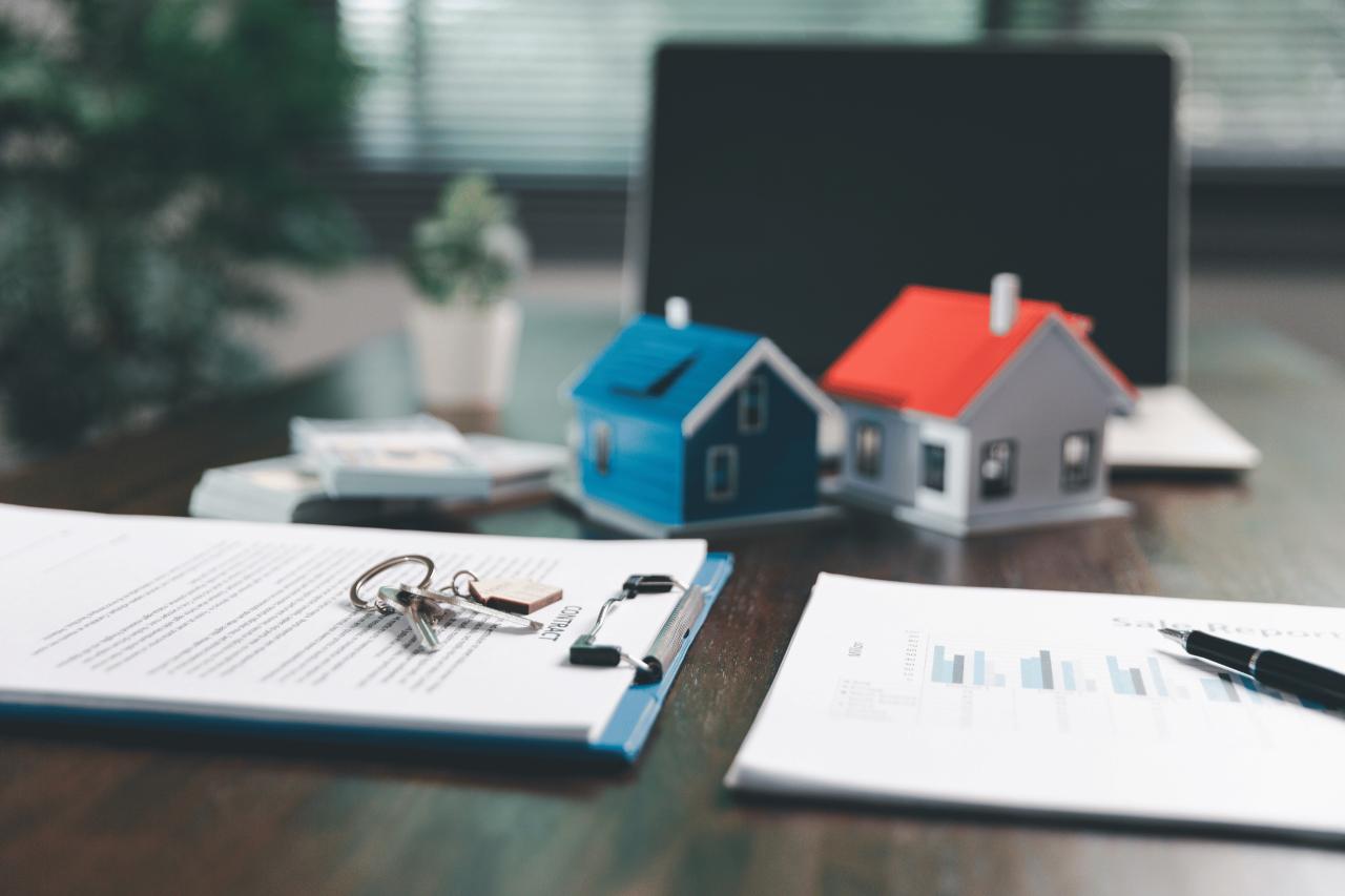 Moderne Immobilienanalyse mit Vertrag